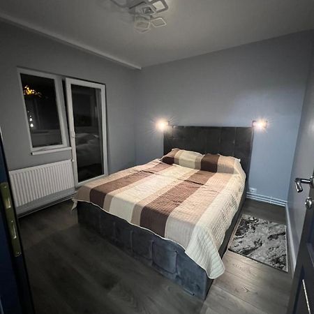 The Urban Hub 2 Apartment Iasi Luaran gambar