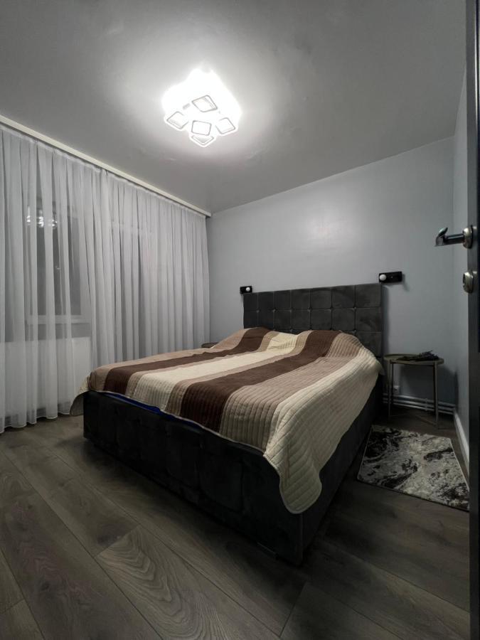 The Urban Hub 2 Apartment Iasi Luaran gambar
